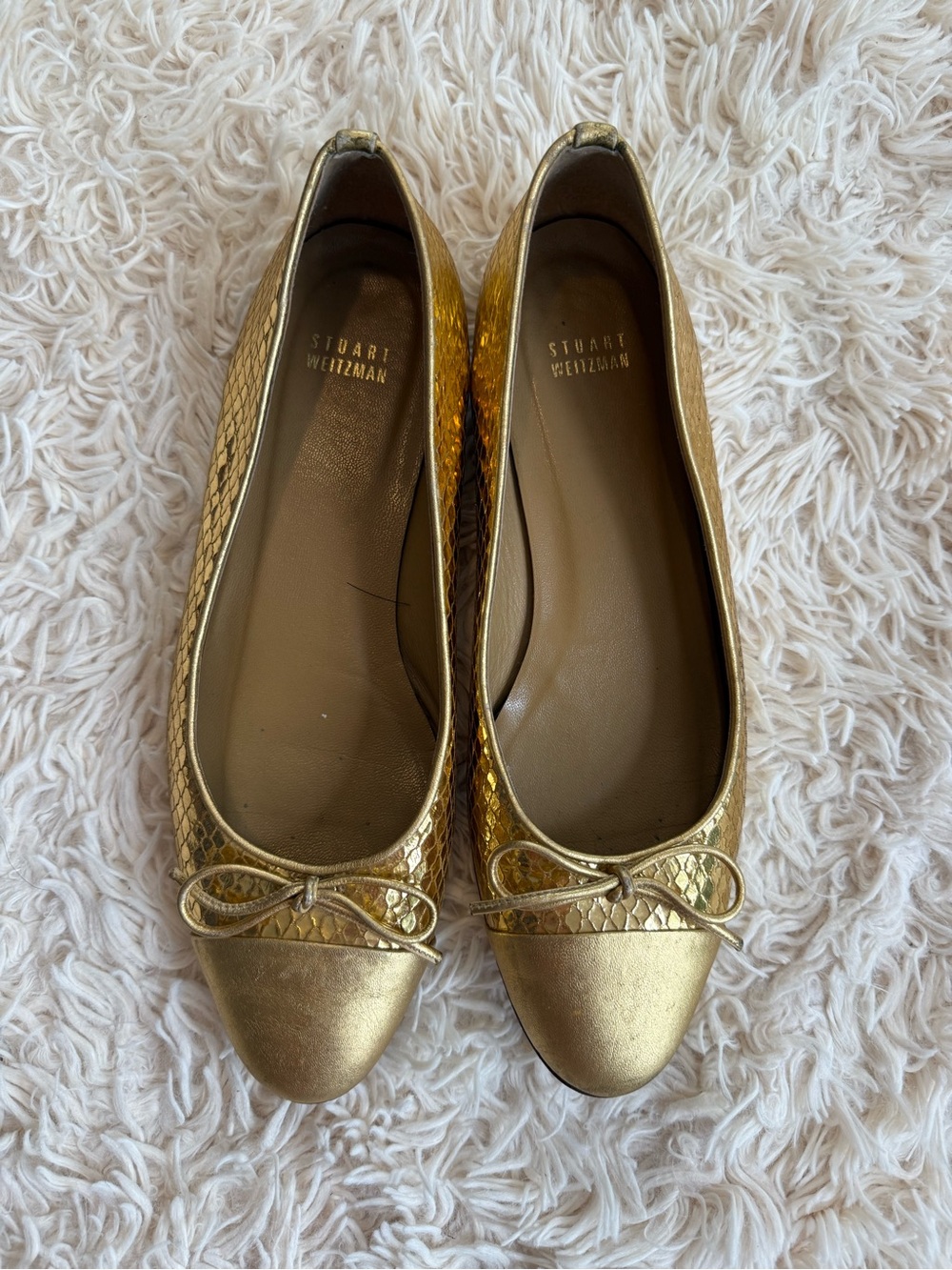 Stuart Weitzman Gold Snakeskin Ballet Flats Cap Toe Bow Leather Size 10 M - Picture 2 of 7
